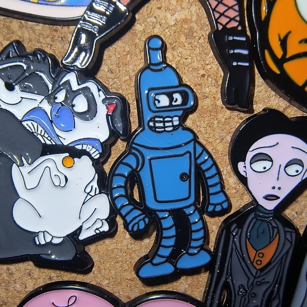 Blue Robot Enamel Pin - Retro Sci‑Fi Character Bender Futurama